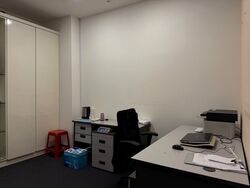 Manhattan House (D3), Office #621648531
